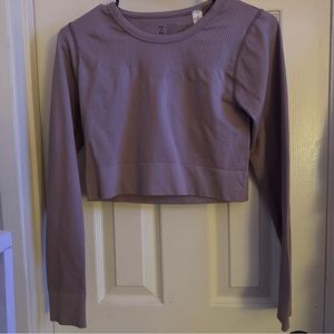 Long sleeve crop work out top